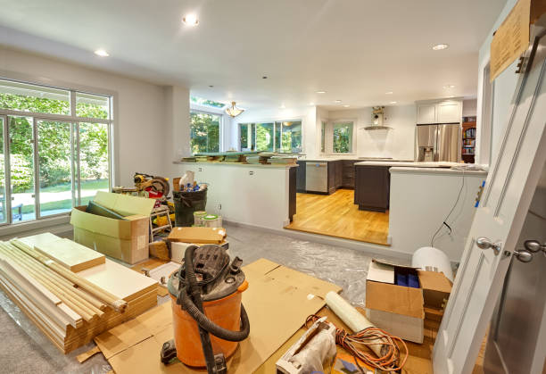 Professional Backsplash Installation technician working in Cottage Grove, MN